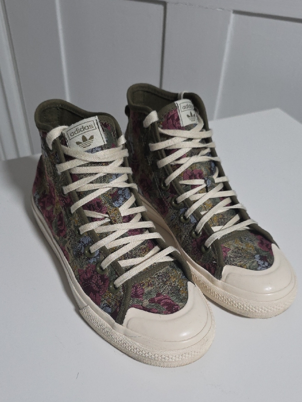 ADIDAS Floral Embroidered Nizza Mid Sneakers sz 8.5 W 7 M